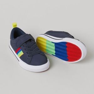 H&M Boys Navy blue/rainbow colors Sneakers